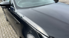 Land Rover Discovery 3.0 D300 R-Dynamic SE 5dr Auto Diesel Station Wagon